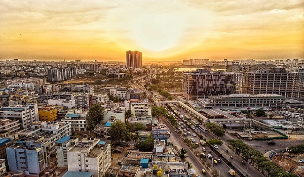 Featured Image of Is Bannerghatta Road North or South Bangalore?