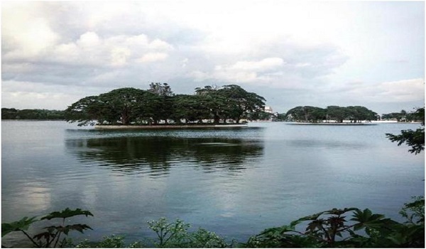 Featured Image of Visiting Begur Lake Location